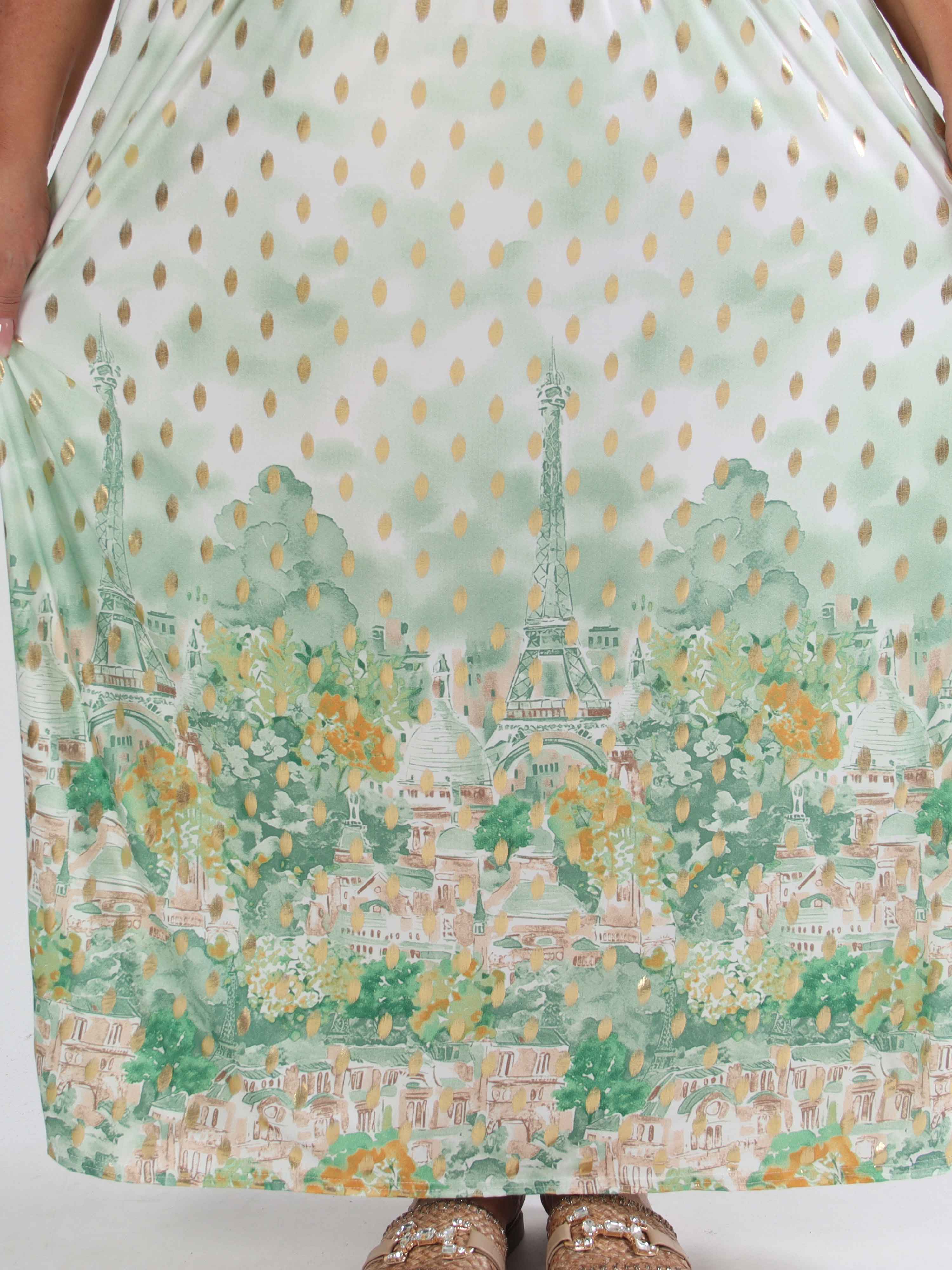 Pams Paris - Lang elastisk plus size kjole med guld dutter